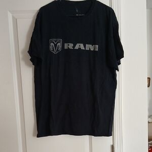 RAM Men's Short Sleeve Logo Tee in Black